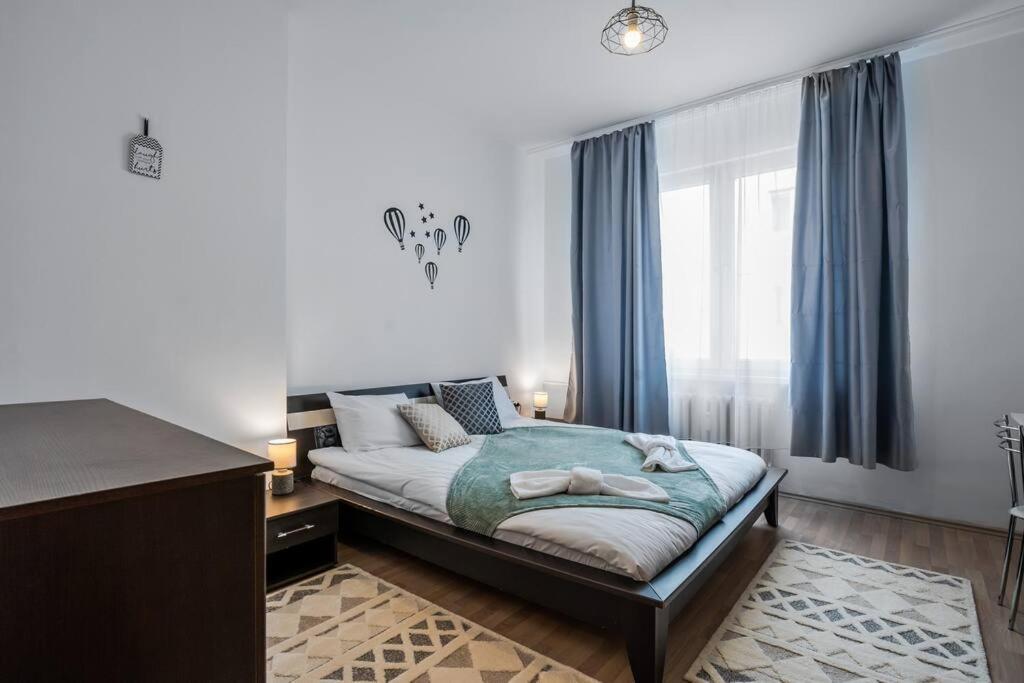 Spacious 3Bd Central Apartment Sofia Exterior photo