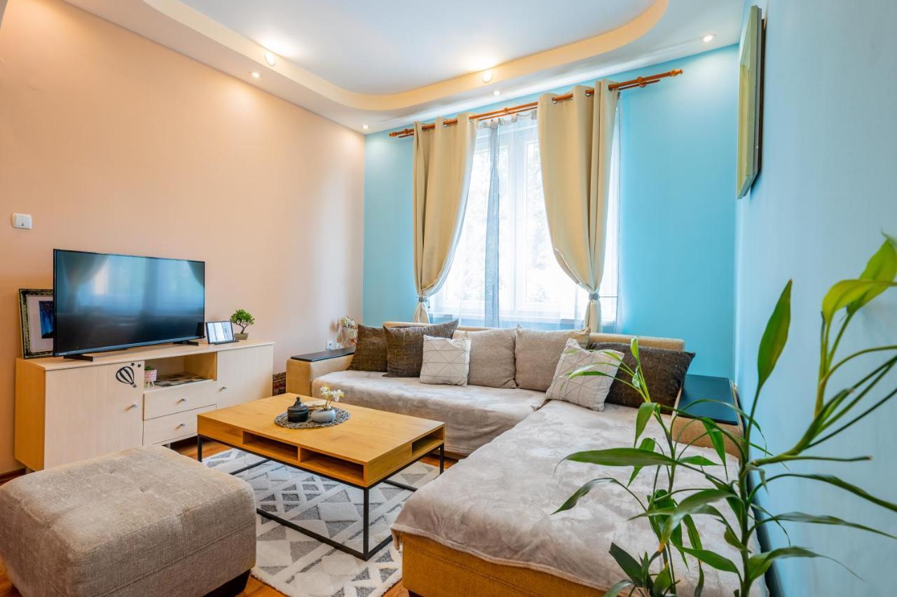 Spacious 3Bd Central Apartment Sofia Exterior photo